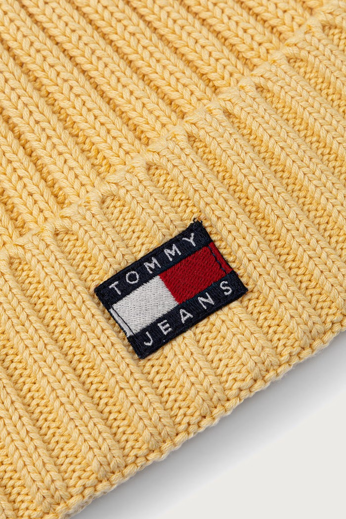 Tommy Jeans Kapa za žene od pamuka AW0AW18979 žuta AW26