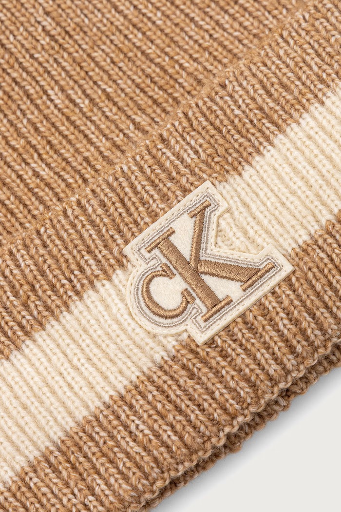Calvin Klein Čiapka dámska s prímesou vlny LV04F8100G béžová AW26