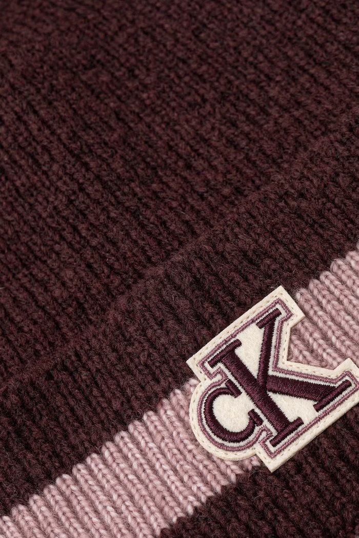 Calvin Klein Čiapka dámska s prímesou vlny LV04F8100G burgundské AW26