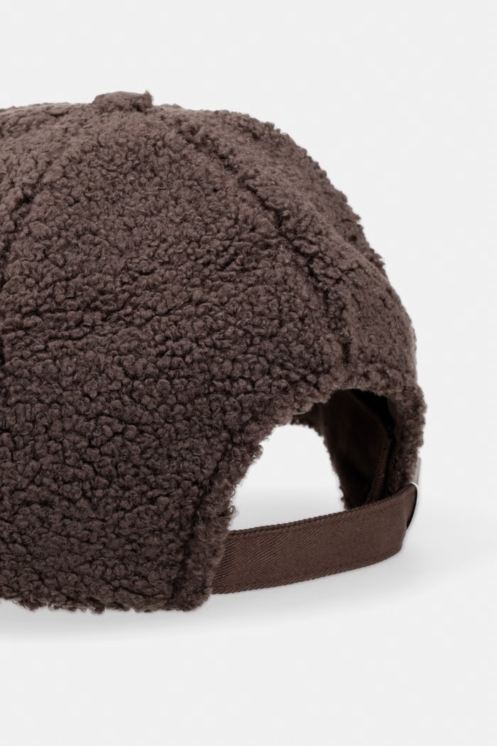 Akcesoria Calvin Klein czapka bejsbolówka damska polarowa LV04F5096G brązowy