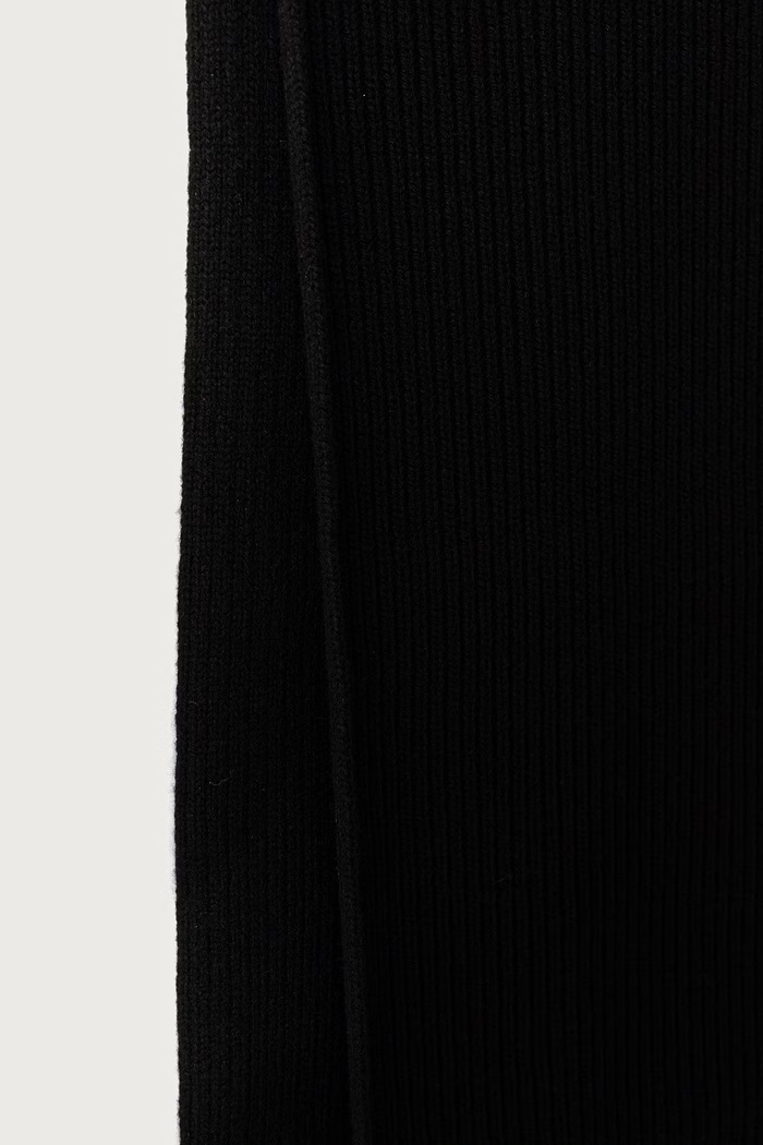 Σκουφάκι και κασκόλ γυναικείο με μαλλί Calvin Klein LV04F0002G μαύρο