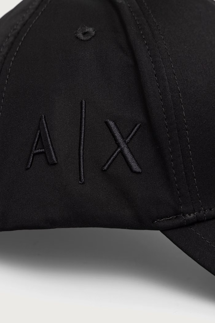 Armani Exchange kapa sa šiltom za žene od viskoze XW003053.AF26066 crna AW26