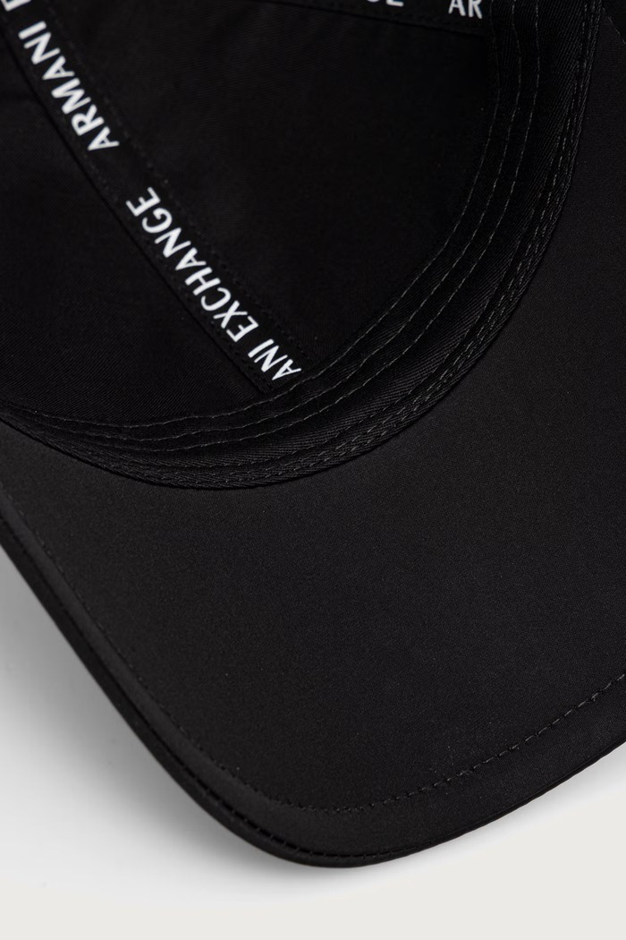 Armani Exchange kapa sa šiltom za žene od viskoze crna XW003053.AF26066