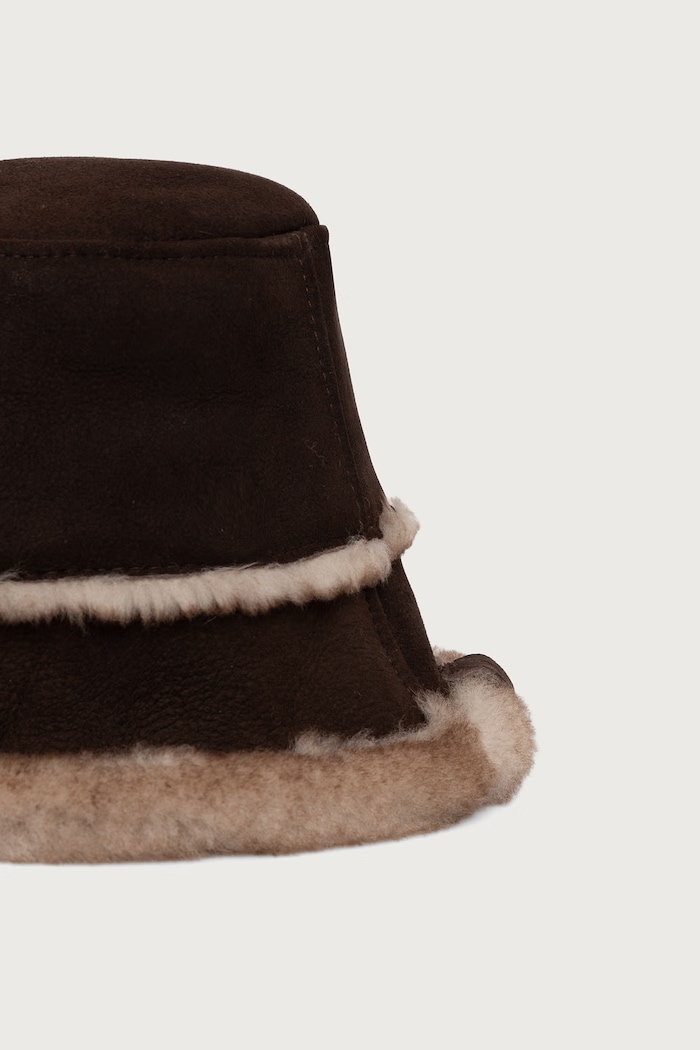 Akcesoria Emu Australia Kapelusz bucket dwustronny damski EMU Sheepskin Hat Deluxe W7027 brązowy