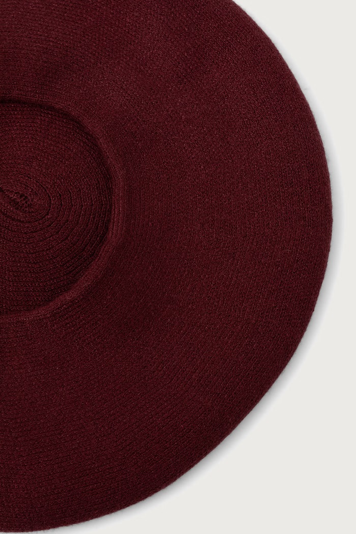 Барета дамска с вискоза United Colors of Benetton бордо 6JNEVA00J