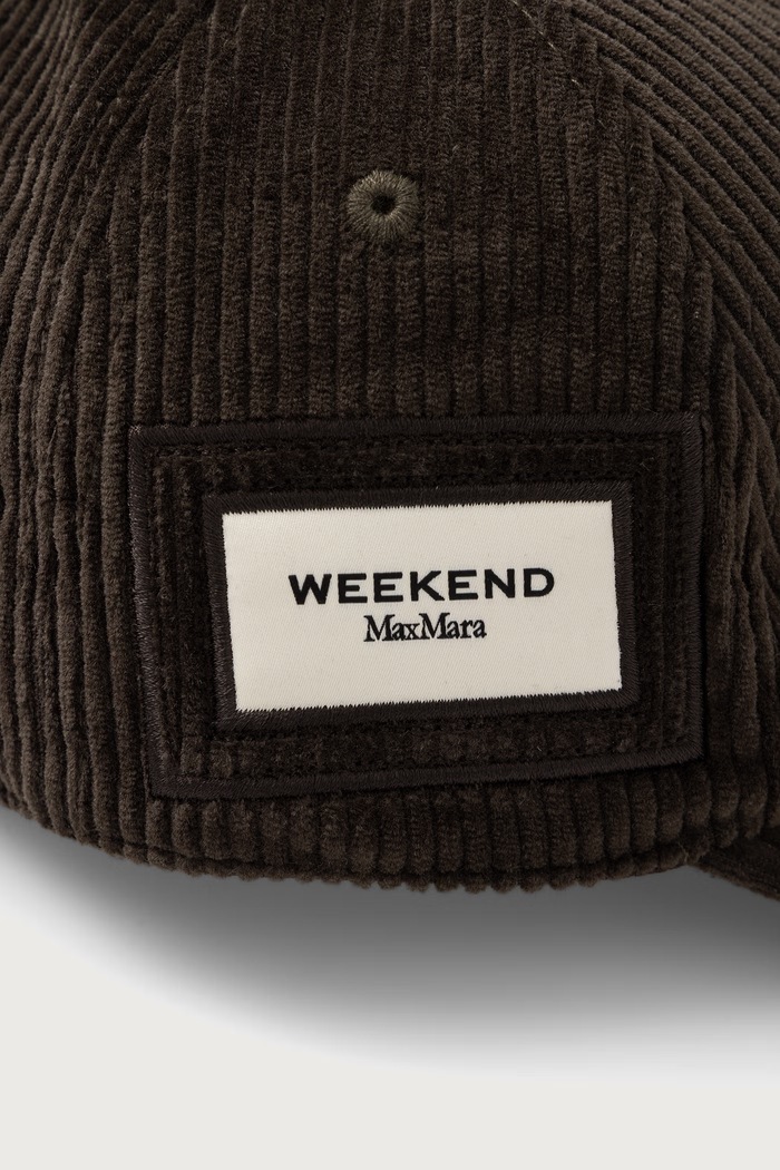 Weekend Max Mara Czapka z daszkiem damska sztruksowa WKARAGNO 2625576034600 brązowy AW26