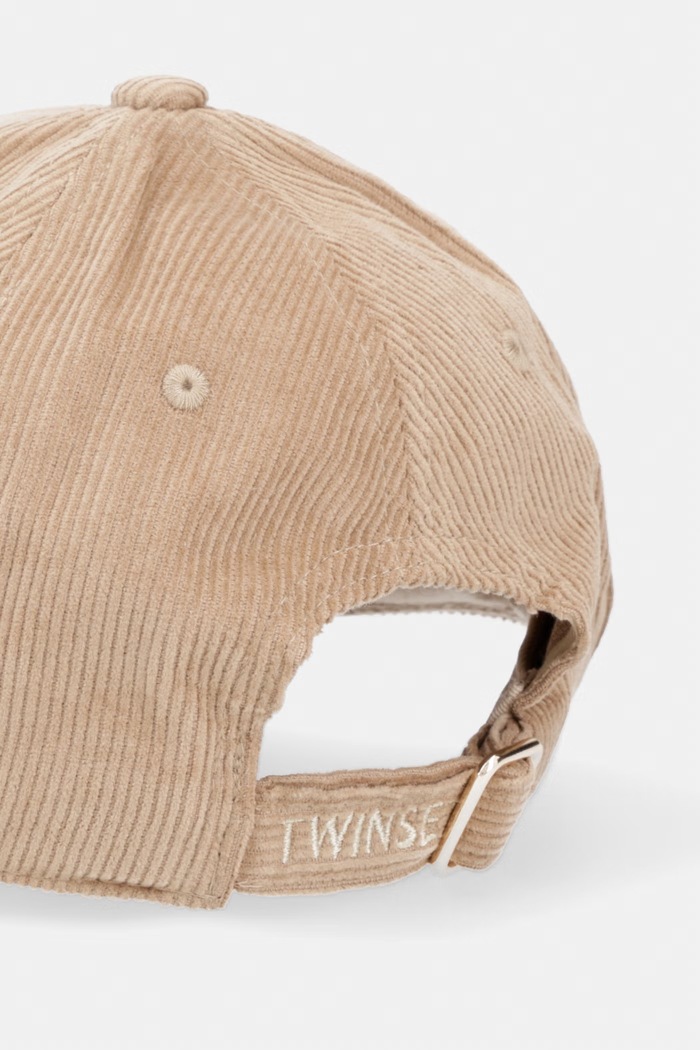 Accessori Twinset berretto con visiera da donna in velluto a coste 262TA4120 marrone