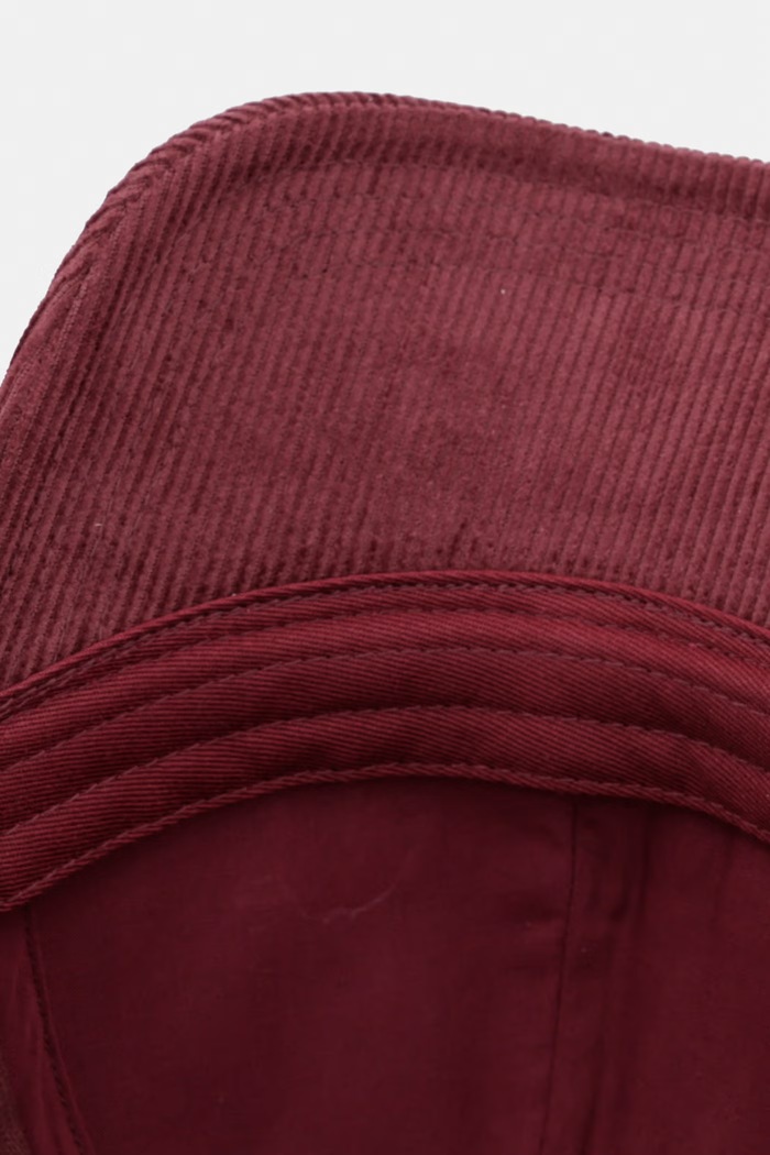 Twinset berretto con visiera da donna in velluto a coste granata 262TA4120