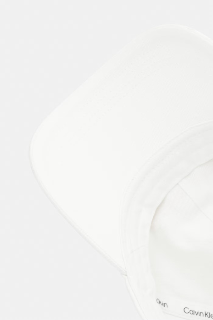 Calvin Klein bejzbalová čiapka dámska bavlnená biela LV04F5089G