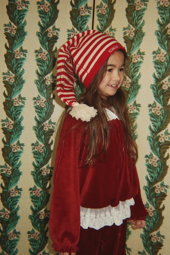 Konges Sløjd Czapka z pomponem dziecięca z wełną CHRISTMAS KNIT HAT czerwony KS106415.9BY2