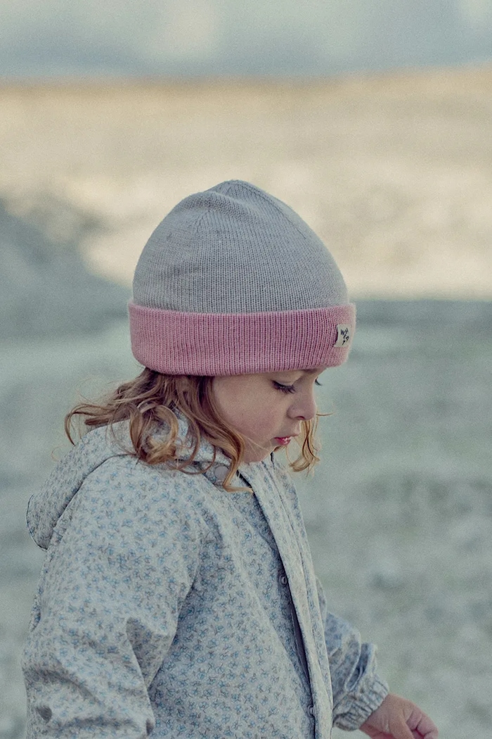 Czapka beanie dziecięca z wełny merino Wheat beżowy 7611.567