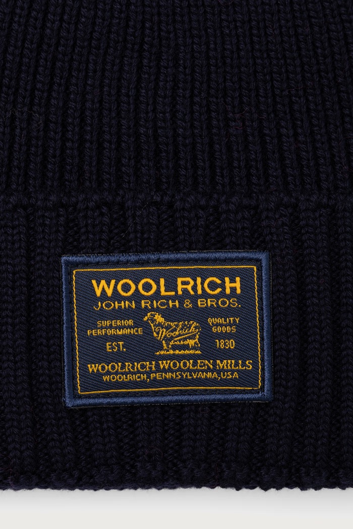 Akcesoria Woolrich CFWOAC2053MRUF0428 czapka wełniana męska CFWOAC2053MRUF0428 granatowy