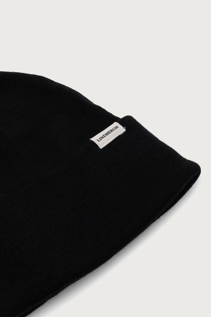Akcesoria Lindbergh Czapka beanie męska 30.991000 czarny