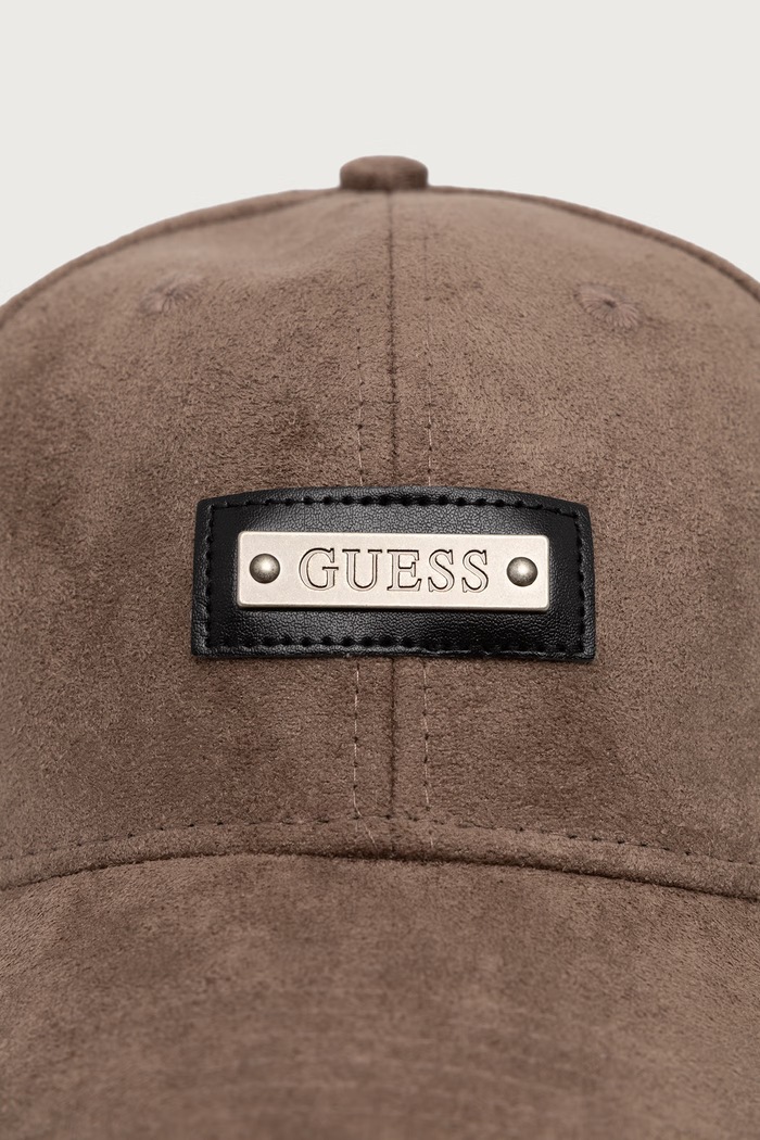 Guess Čiapka so šiltom pánska z imitácie semišu M6BZ13.K6911 hnedá AW26
