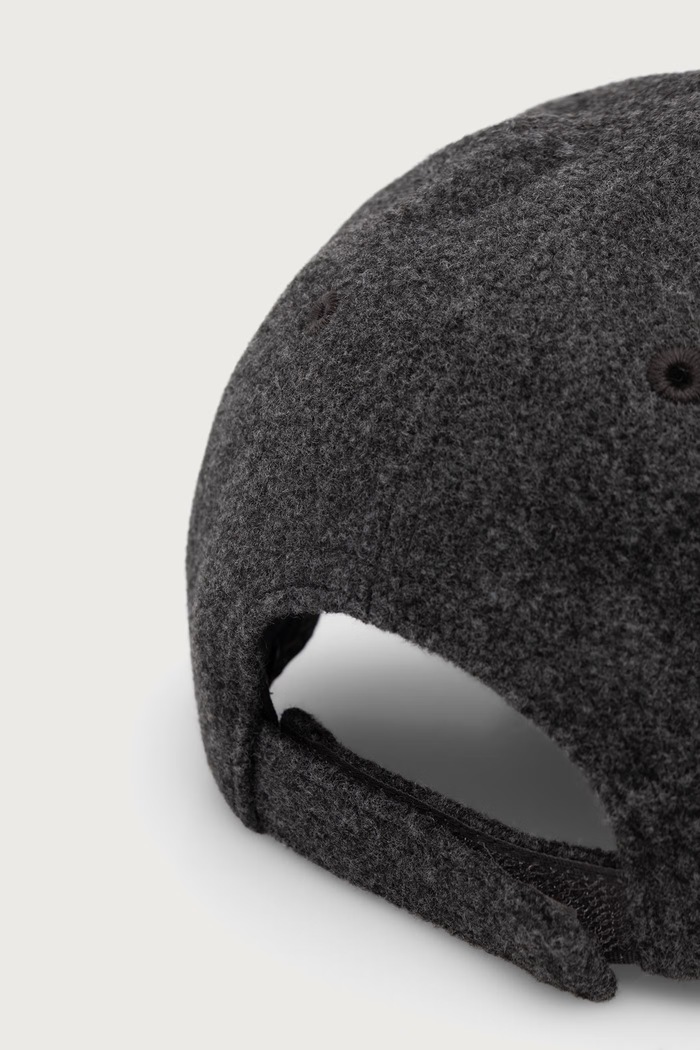 Akcesoria Guess Czapka z daszkiem męska M6BZ12.W4532 szary