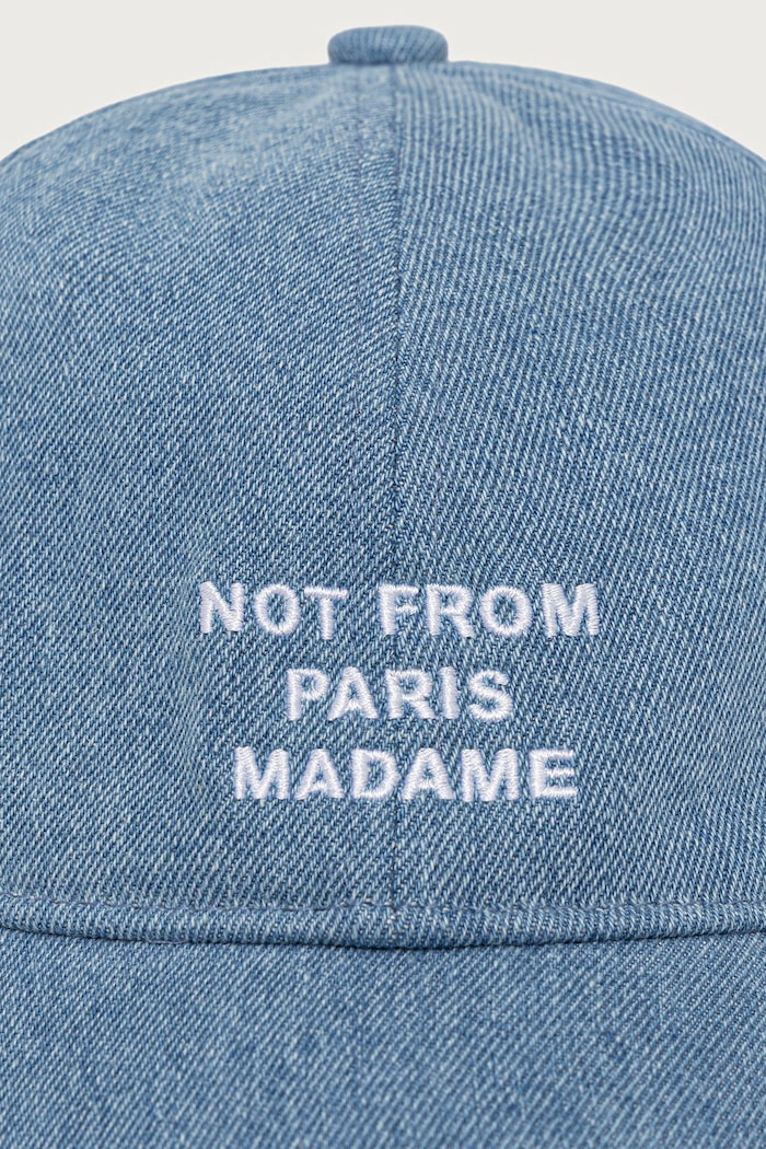 Drôle de Monsieur Czapka bejsbolówka męska jeansowa Slogan M.CP211.CO335 niebieski AW26