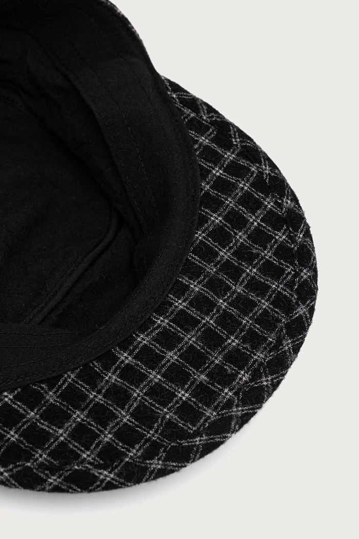 Berretto piatto con lana da donna Undercover UC2F4H03.1 nero