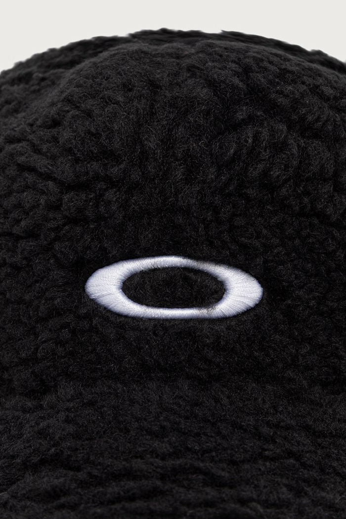 Oakley Czapka bejsbolówka męska polarowa MOUNTAIN FIRE FOS902303 czarny AW26