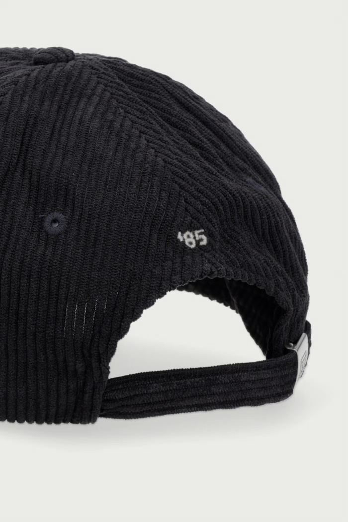 Akcesoria Tommy Hilfiger czapka bejsbolówka męska sztruksowa AM0AM14530 czarny