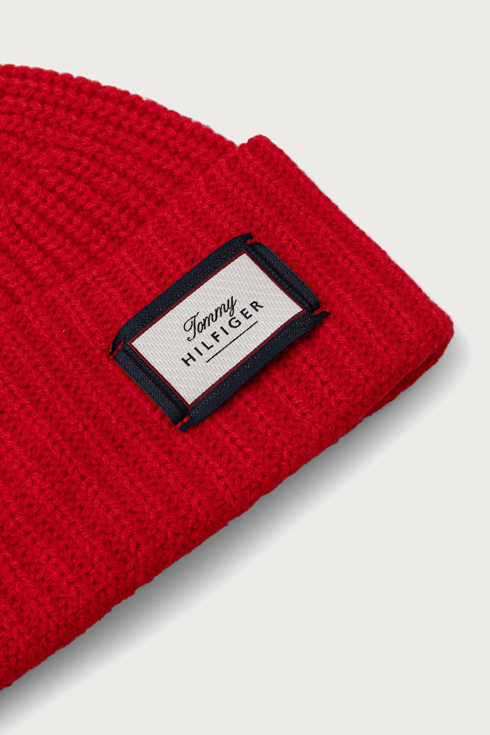 Tommy Hilfiger Beanie kapa moška volnena AM0AM14526 rdeča AW26