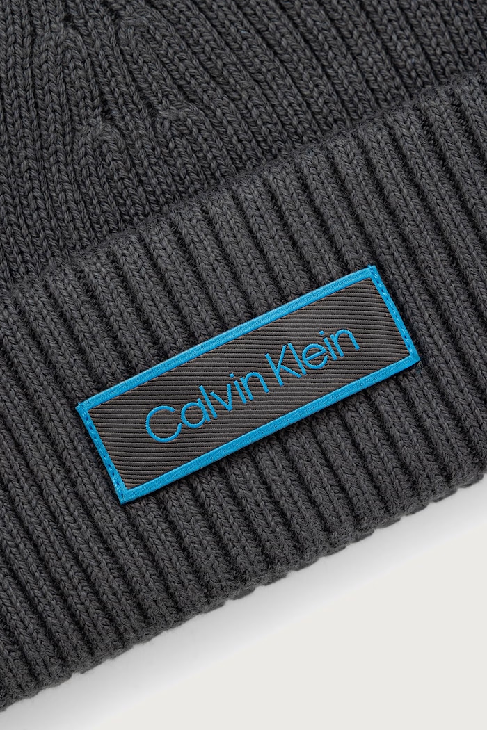 Doplnky Calvin Klein čiapka beanie pánska bavlnená LV04D8104G sivá