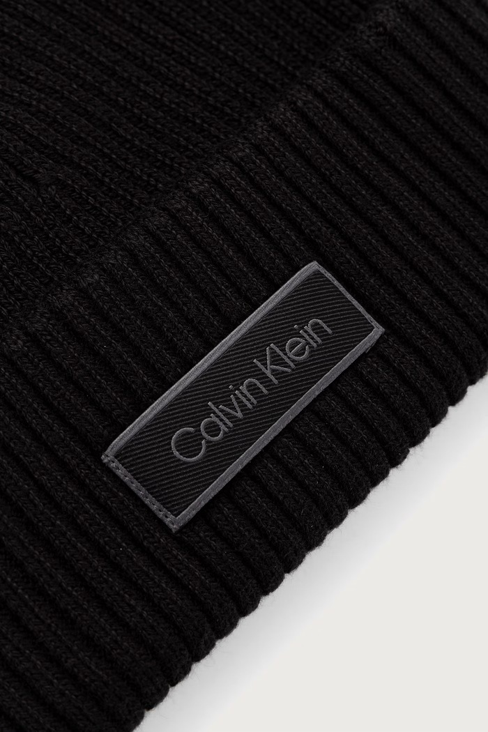 Calvin Klein Czapka beanie męska bawełniana LV04D8104G czarny AW26