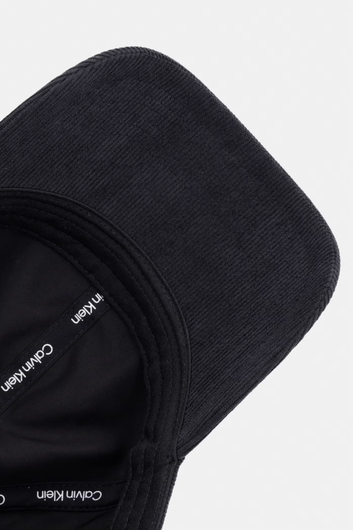Calvin Klein czapka z daszkiem męska sztruksowa czarny LV04D5127G