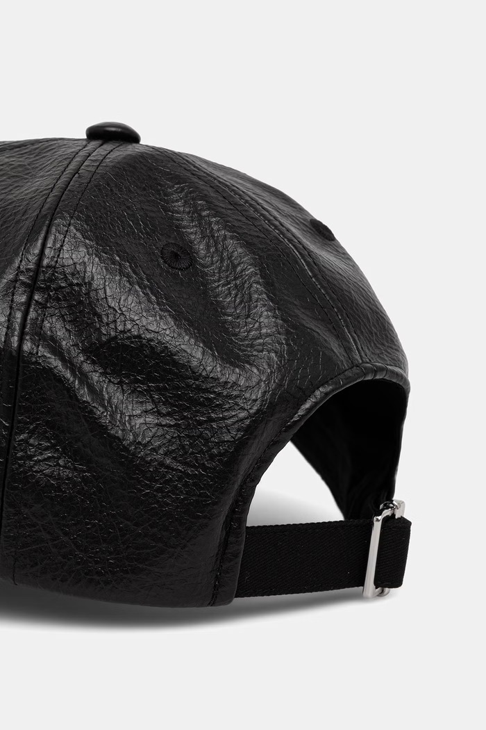 Accesorii Karl Lagerfeld Jeans șapcă pentru bărbați cu imitație de piele B3M33055 negru