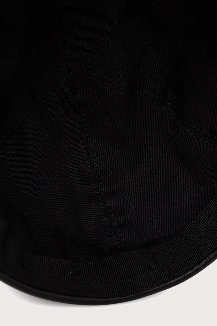 Akcesoria Moschino Czapka męska skórzana M5927.60811 czarny
