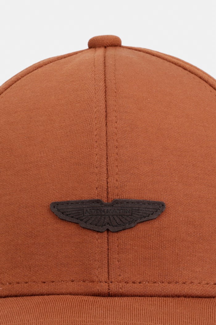 BOSS šilt za muškarce s pamukom BOSS x Aston Martin 50566550 smeđa AW26