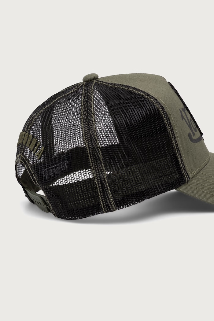Czapka z daszkiem trucker z bawełną Von Dutch VD.0.CAS1.BULL.K zielony