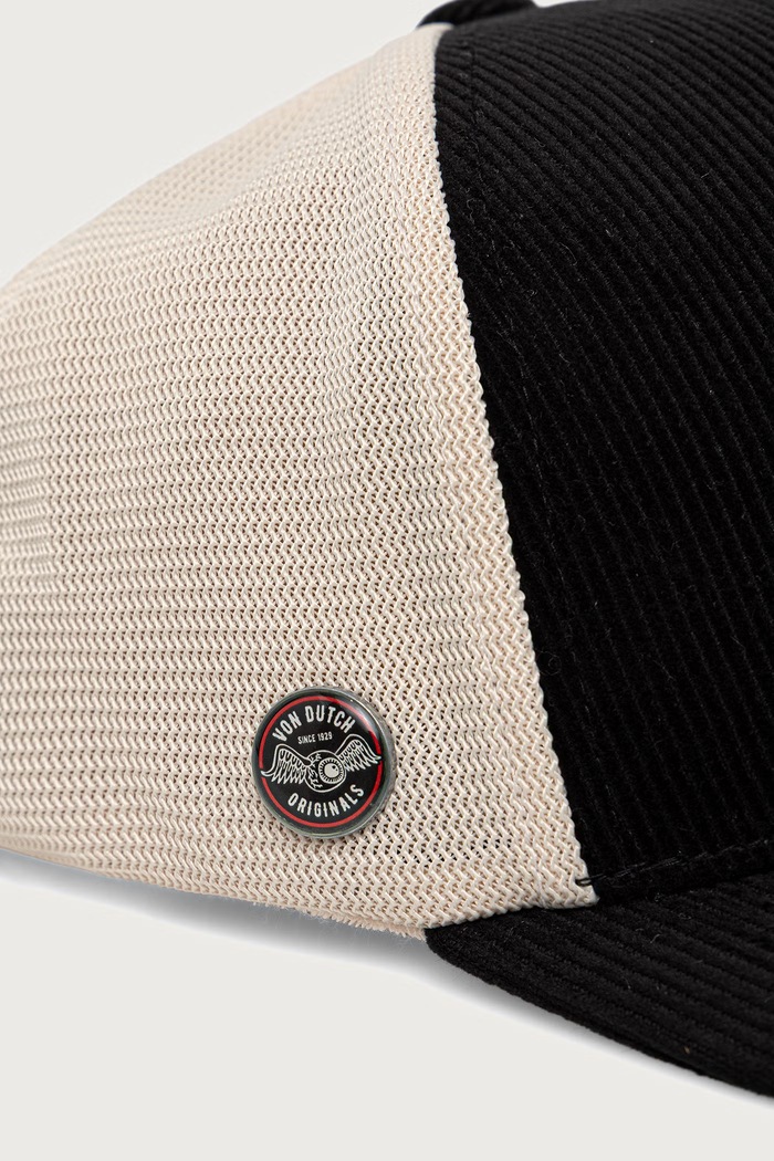 Von Dutch Czapka z daszkiem z bawełną VD.1.CB.LOF.B50 czarny AW26
