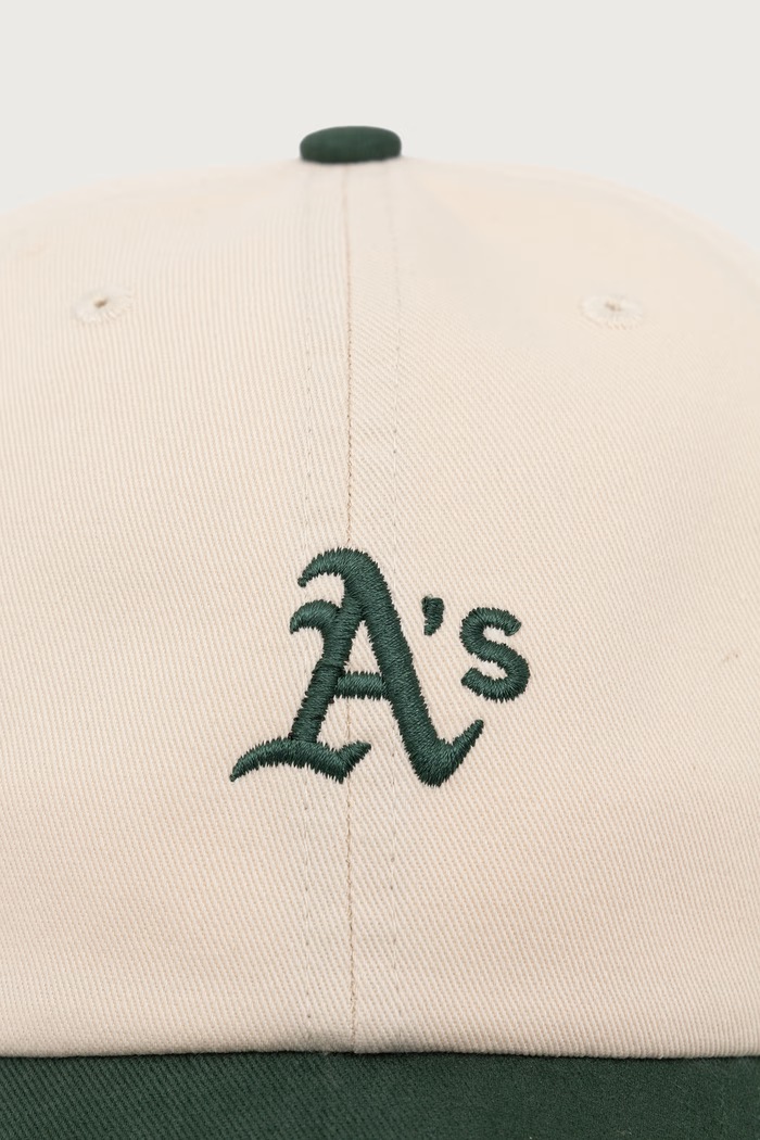 47 brand Czapka z daszkiem bawełniana MLB Oakland Athletics B.BSRBT18GWS.NT beżowy AW26