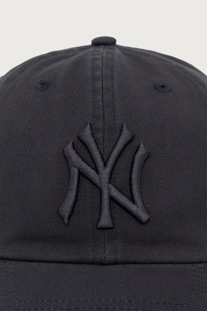 47 brand Czapka z daszkiem bawełniana MLB New York Yankees B.RGW17GWS.VND granatowy AW26