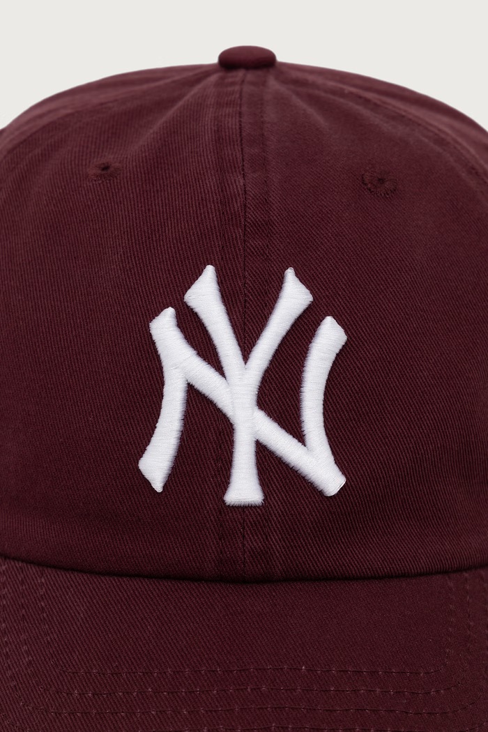 47 brand Czapka z daszkiem bawełniana MLB New York Yankees B.NLRGW17GWS.KM bordowy AW26