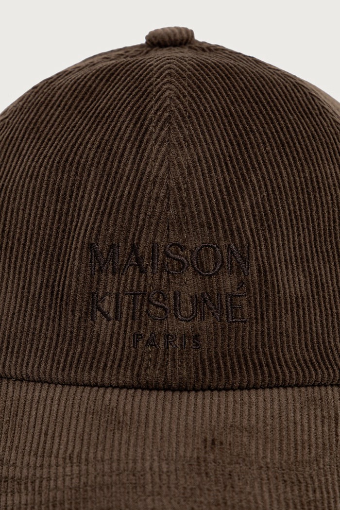 Maison Kitsuné Paris czapka bejsbolówka sztruksowa MRUAH02WW9141 zielony AW26
