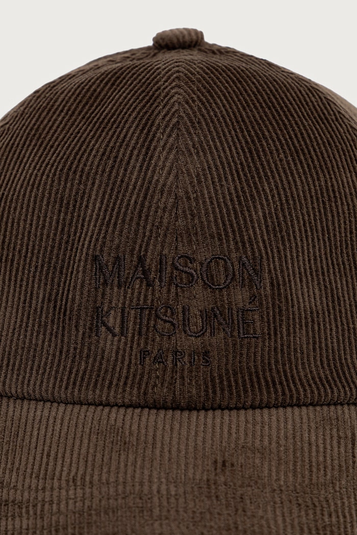 Maison Kitsuné Paris czapka bejsbolówka sztruksowa MRUAH02WW9141 zielony AW26