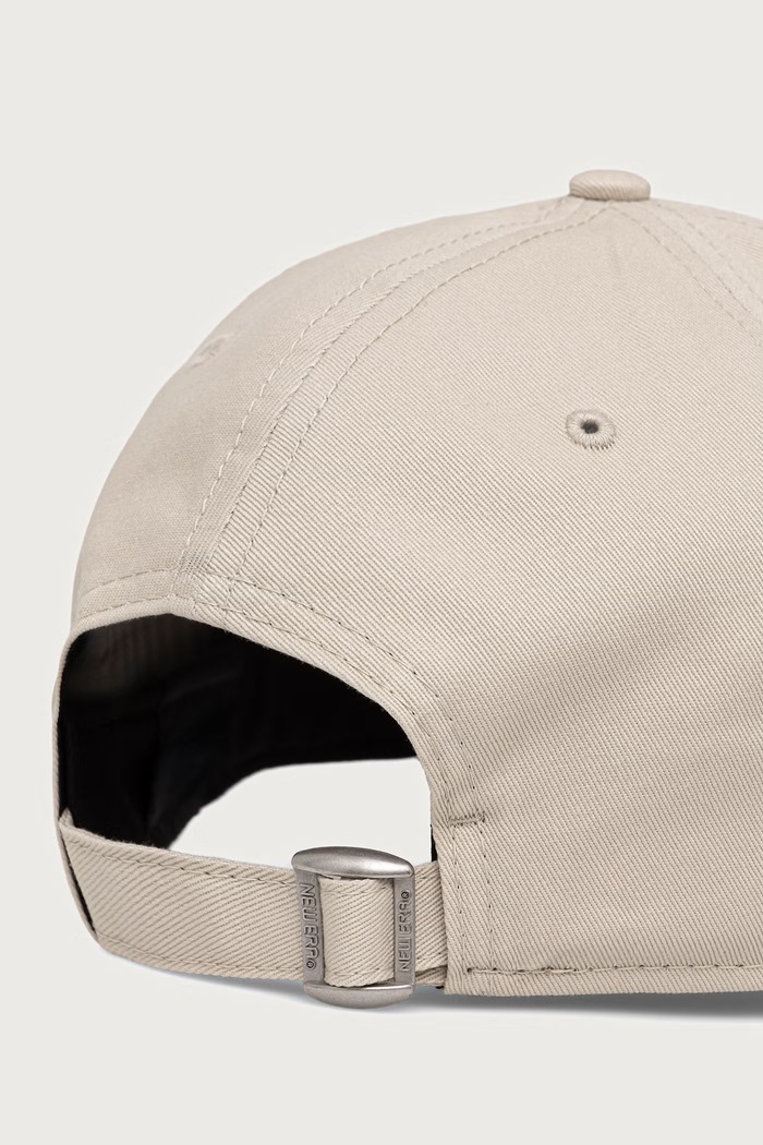 Akcesoria New Era czapka z daszkiem bawełniana LEAGUE ESSENTIAL 9FORTY® 60915916 beżowy
