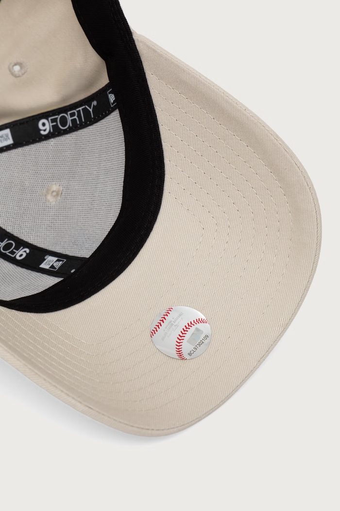 New Era czapka z daszkiem bawełniana LEAGUE ESSENTIAL 9FORTY® beżowy 60915916
