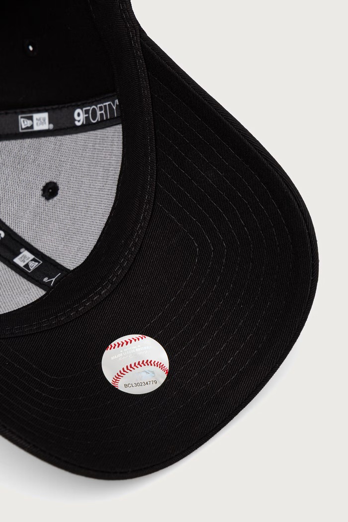 New Era czapka z daszkiem bawełniana TORT INFILL 9FORTY® czarny 60915979
