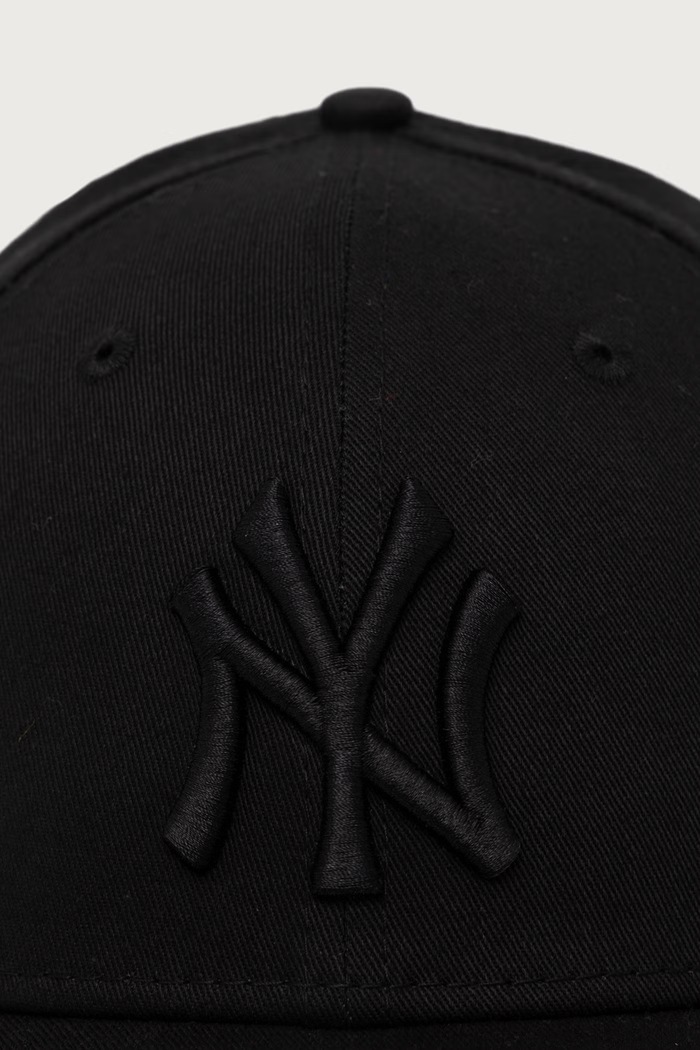 New Era czapka bejsbolówka bawełniana 9FORTY® MC 60915963 czarny AW26