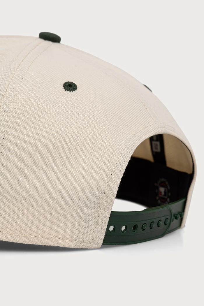 Akcesoria New Era czapka z daszkiem WORDMARK SUEDE E-FRAME 60915996 beżowy