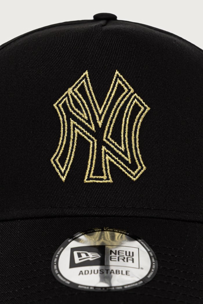 New Era czapka z daszkiem bawełniana METALLIC OUTLINE E-FRAME 60915965 czarny AW26