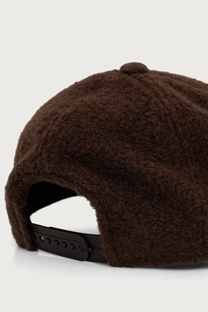 New Era czapka bejsbolówka WINTER BORG 9FORTY® 60915754 brązowy AW26