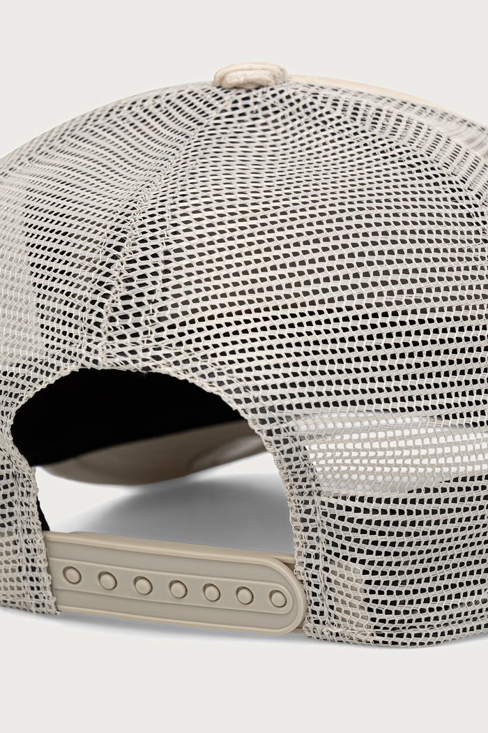 Akcesoria New Era czapka z daszkiem trucker sztruksowa TONAL CORD TRUCKER 60915925 beżowy
