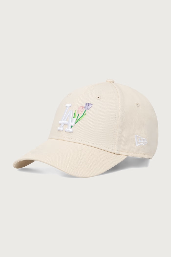 New Era czapka z daszkiem bawełniana FLOWER ICON 9FORTY® beżowy 60915923