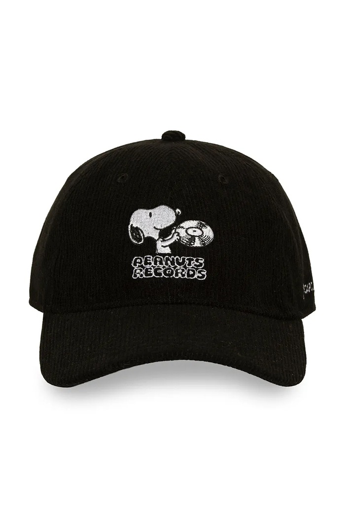 Capslab Czapka z daszkiem sztruksowa x Peanuts CL.PEA8.1.CD.REC czarny AW26