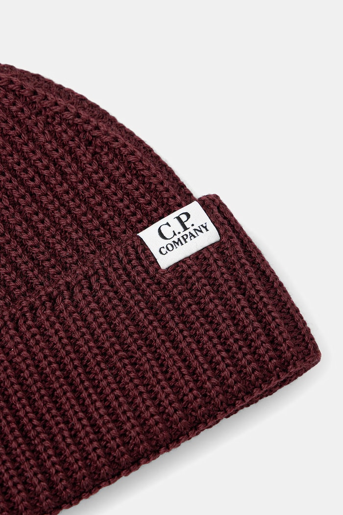 Akcesoria C.P. Company czapka beanie z wełny merino 21CMAC137A005509A bordowy
