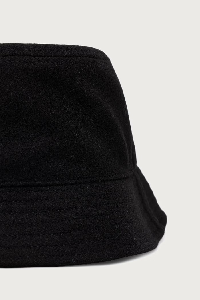 Vans Bucket hat s vunom VN0011G7BLK1 crna AW26
