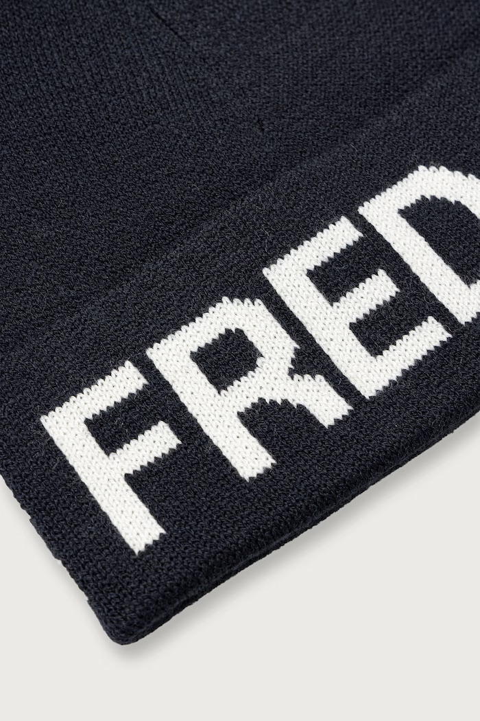 Akcesoria Fred Perry Czapka beanie z wełną C3302.608 granatowy